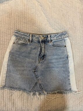 🟡5/$25 DEAL! PacSun Two-Tone Light Blue Denim Mini Skirt